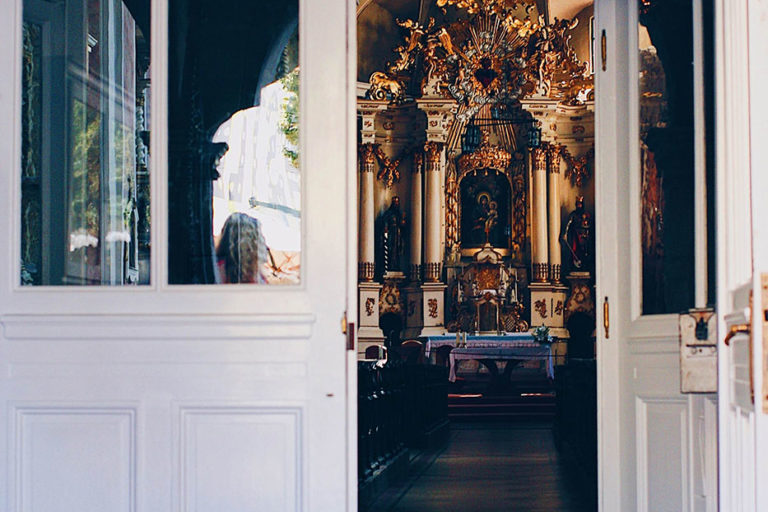 altar-architecture-building-2086838